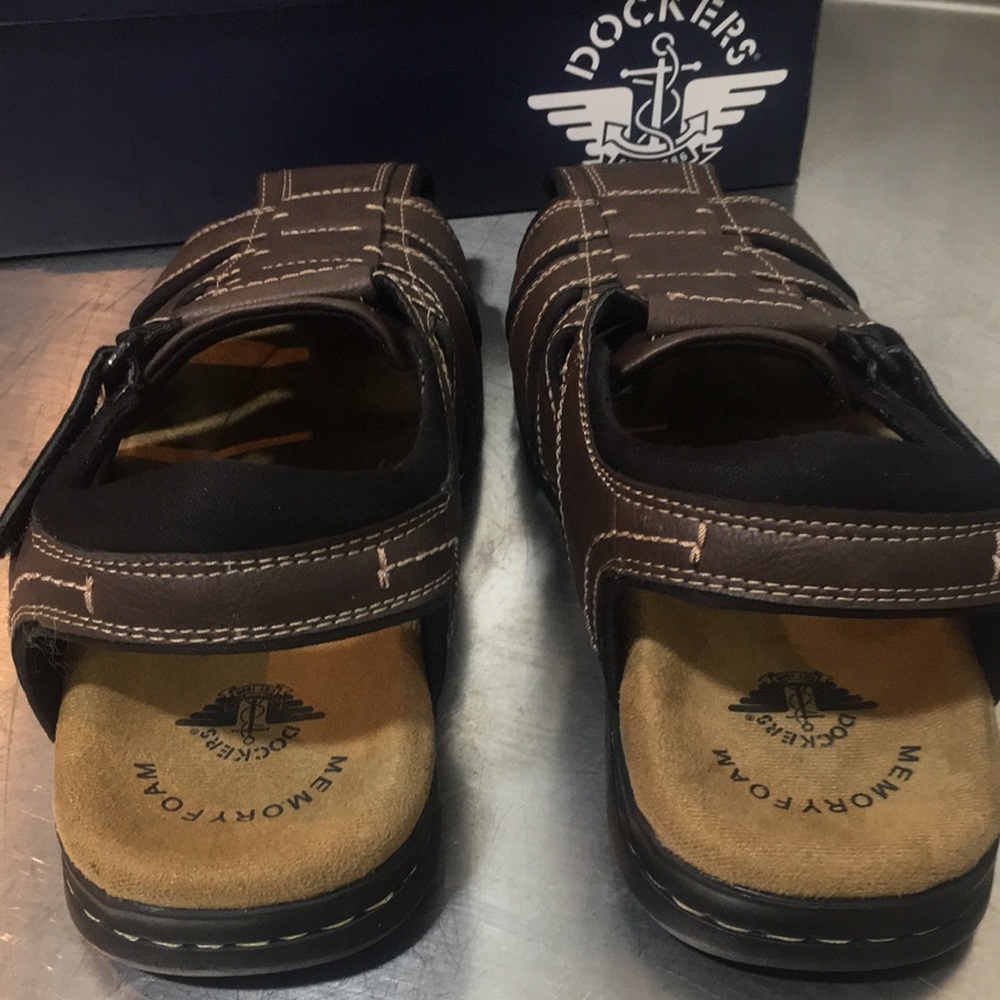 New Dockers Men's Brown Leather Fisherman Sandals - Picture 4 of 5